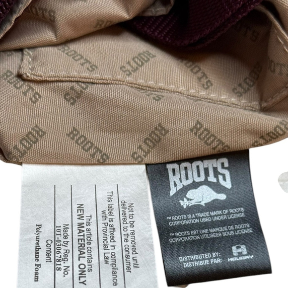 ROOTS Crossbody Nylon Bag NWOT - Picture 8 of 9